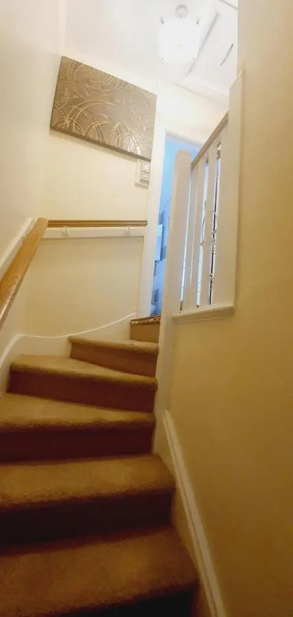 Homestay Petals Room Leeds